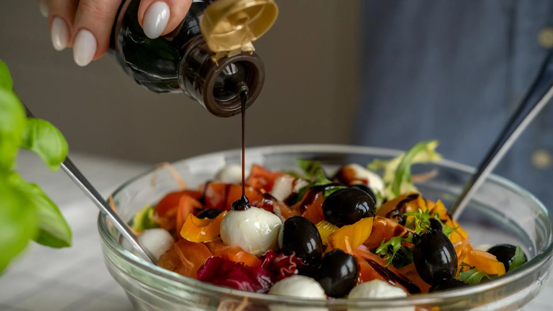 Balsamic Vinegar and Balsamic Glaze